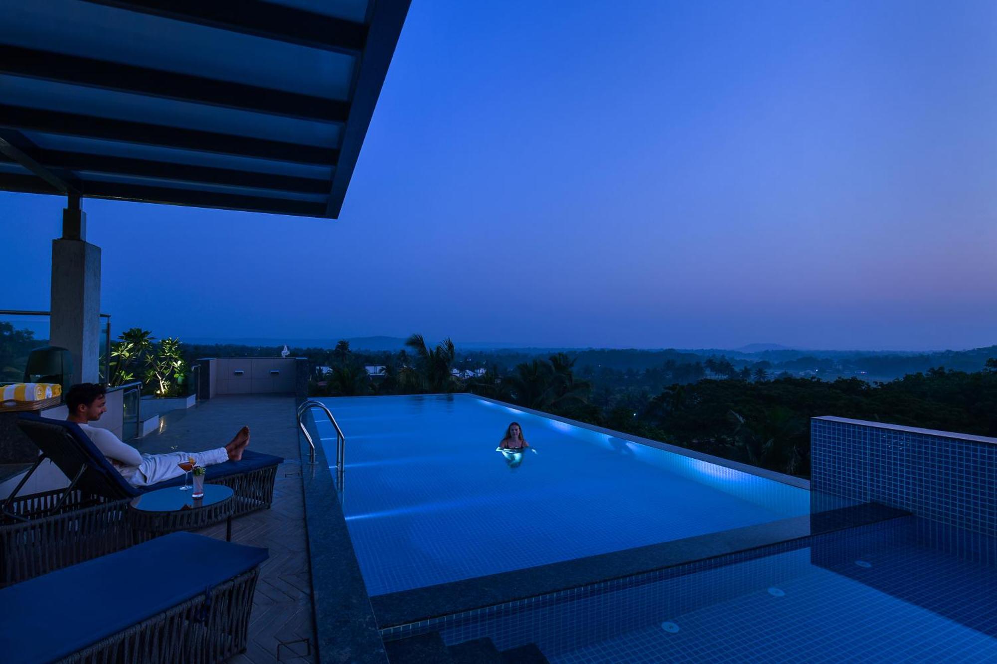 Meritas Auberge Calangute Goa ภายนอก รูปภาพ