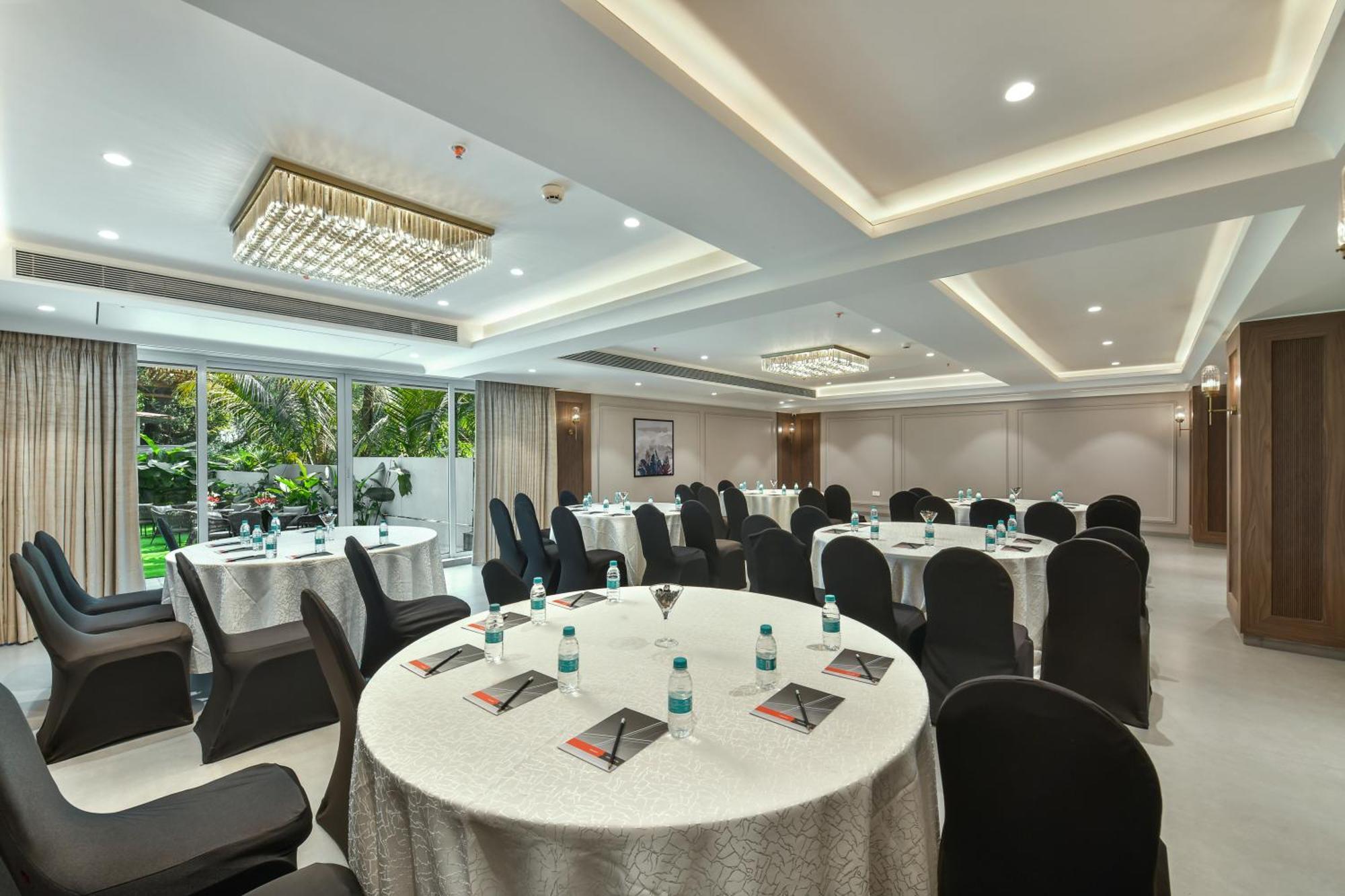 Meritas Auberge Calangute Goa ภายนอก รูปภาพ