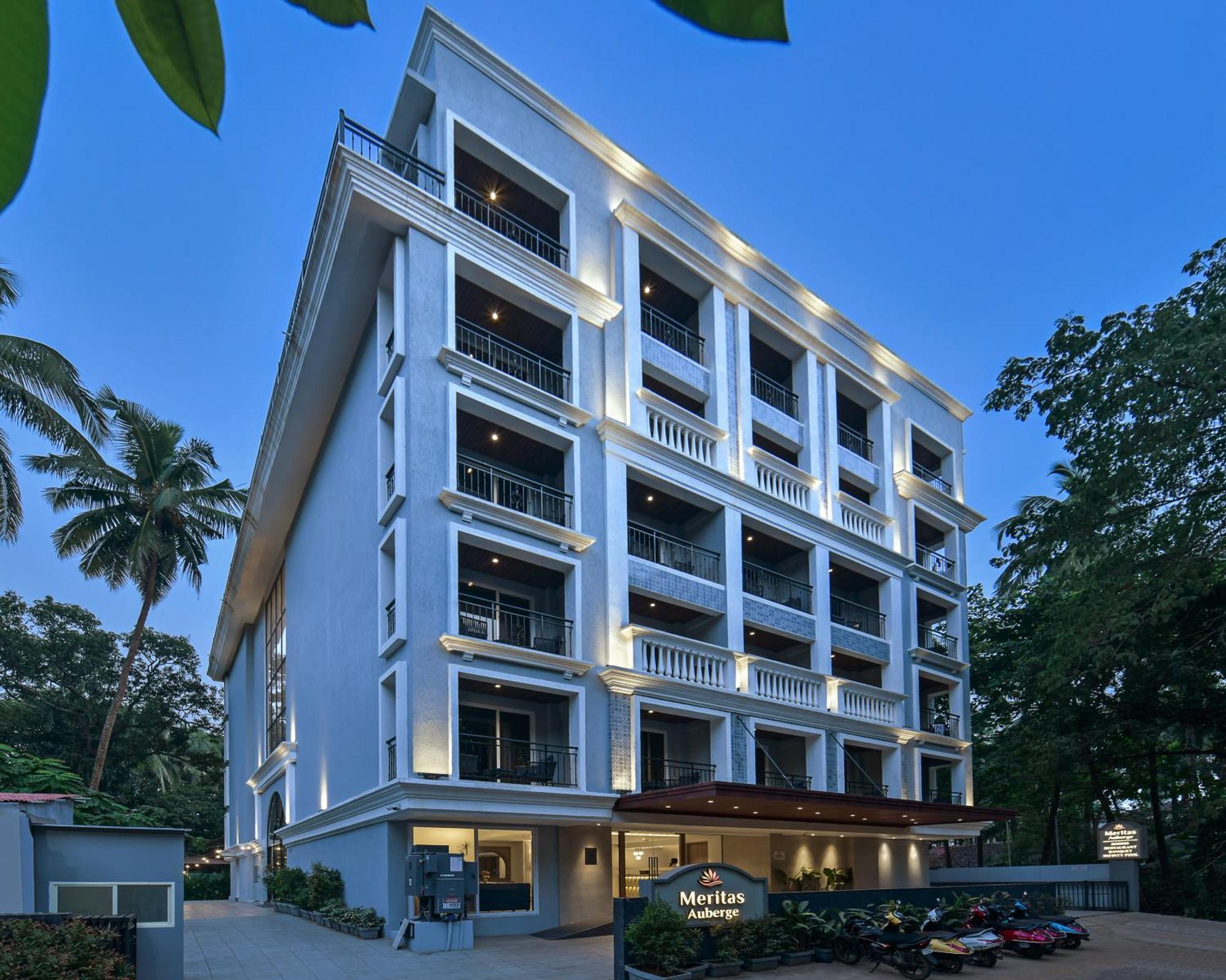 Meritas Auberge Calangute Goa ภายนอก รูปภาพ